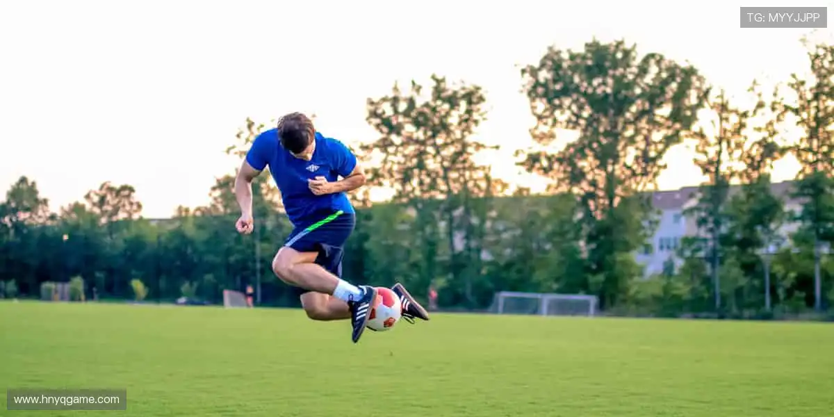 ⚽全球赛事，尽在掌握！指尖滑动，见证冠军诞生的每一秒！